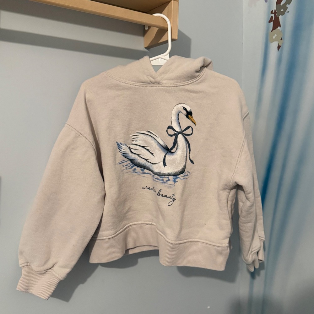 Zara Kids Girls Beige Swan Graphic Cropped Hoodie Sweatshirt Size 6-7 120cm